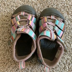 Keen Toddler Size 6 Sandals